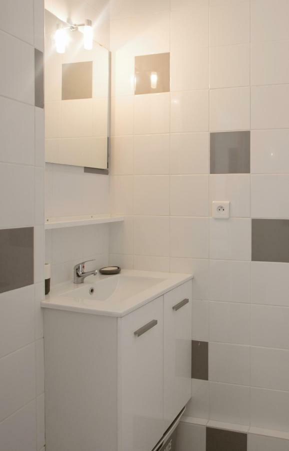 Gregbnb - Filet Suspendu ! - Parking Inclus - Climatise - Wifi -15Min Gare Toulon Exteriör bild