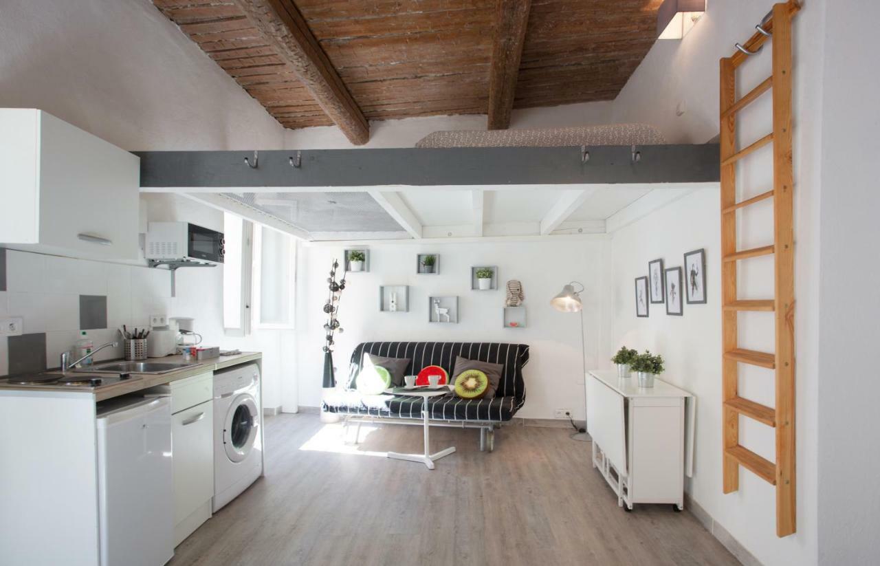 Gregbnb - Filet Suspendu ! - Parking Inclus - Climatise - Wifi -15Min Gare Toulon Exteriör bild